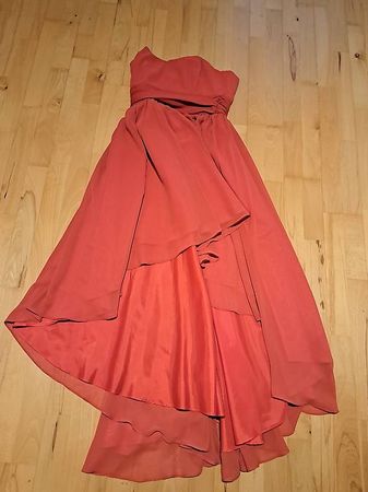 Elegantes rotes Kleid von Swing in Grösse S