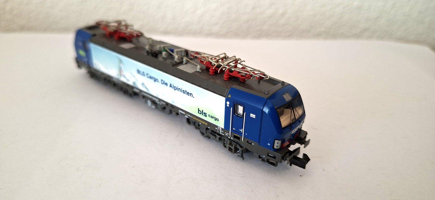 Hobbytrain Modellini di ferrovie: Hobbytrain BLS Cargo Alpinisten Hupac 494 " DIGITAL " – Usato da Biberist venduto da Ntrains 3