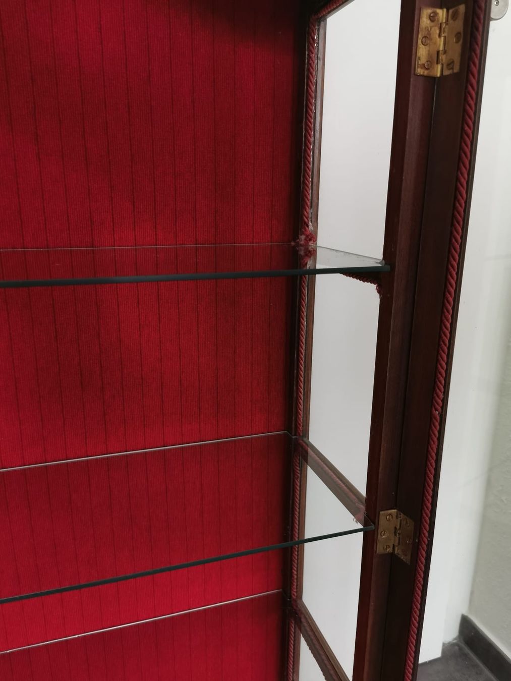 Vitrines: Antike Vitrine – D'occasion à Buchrain par Foxy211 7
