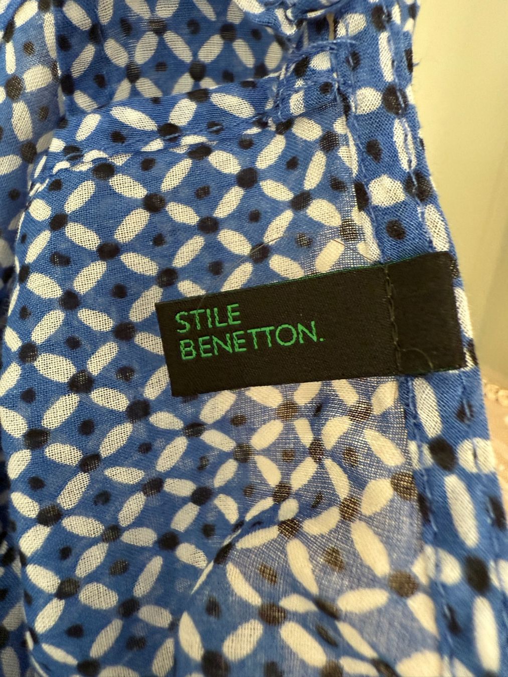 Benetton Tops: Benetton - Top - M - coton – Gebraucht aus Sion von accroshoes 5
