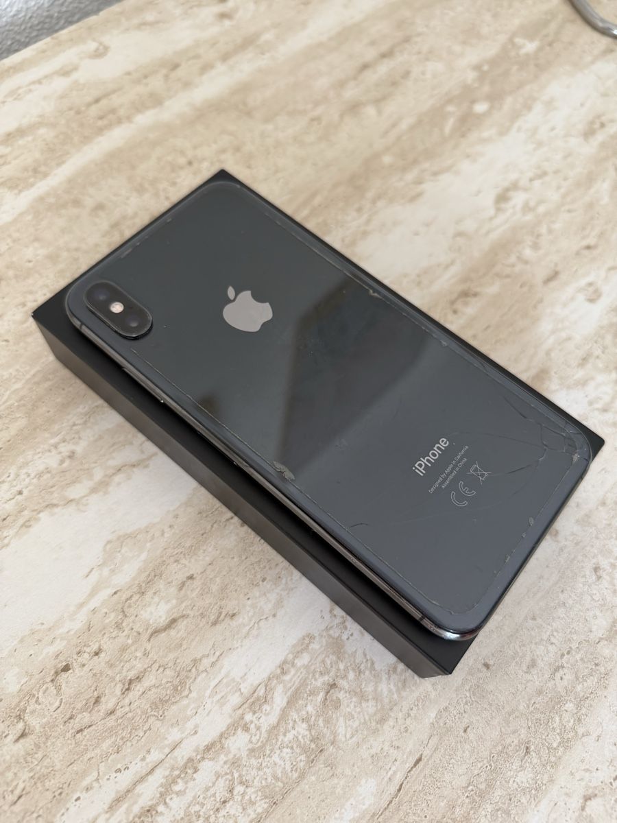 Apple Handys / Smartphones: iPhone XS Max 256 GB Black/Noir – Gebraucht aus Rolle von voi_gh6s 1