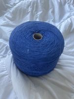 1.7kg blaues Garn