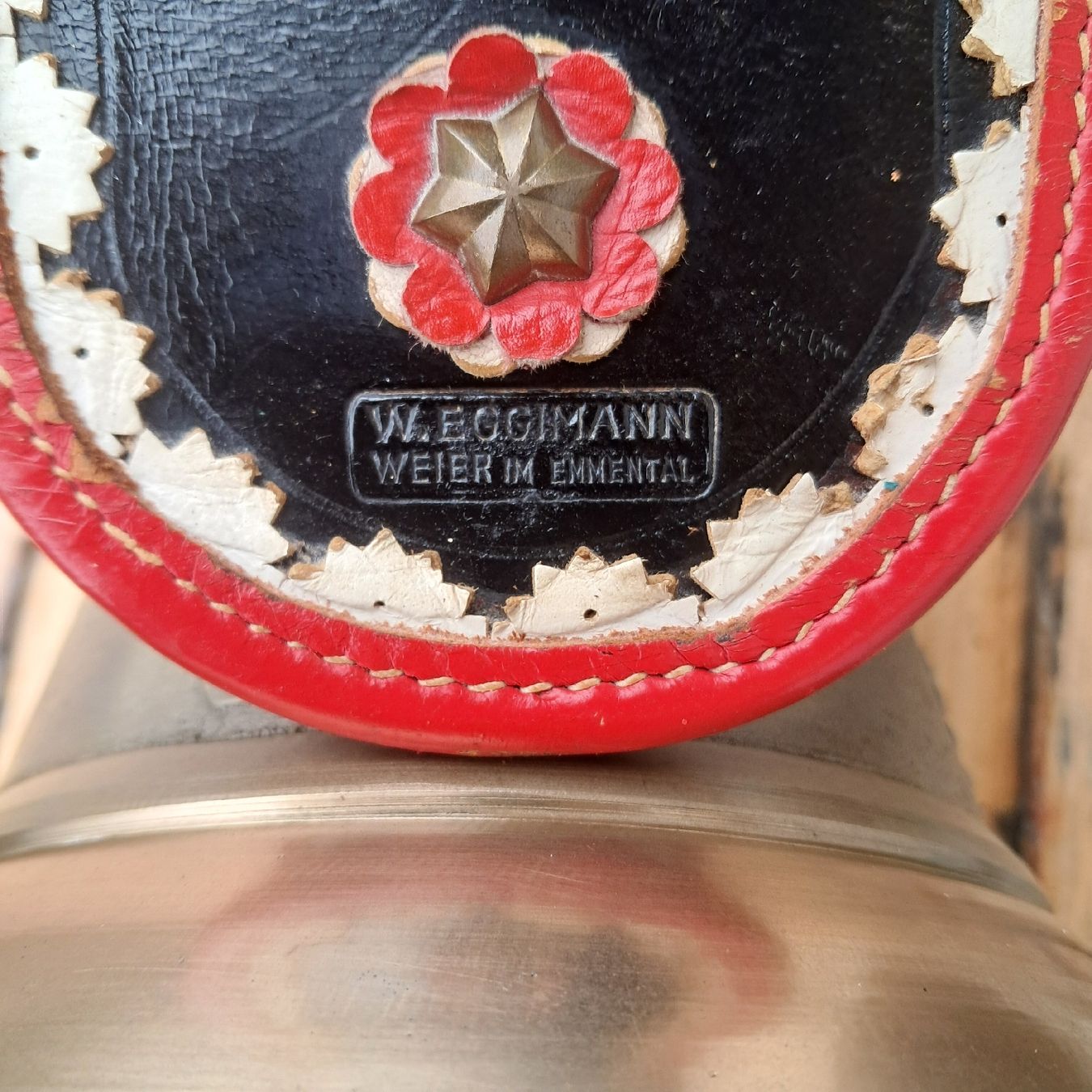 Campanacci mucche: PRÄCHTIGE BARINOTTO GLOCKE  – Usato da Murten venduto da SHETHOF 9