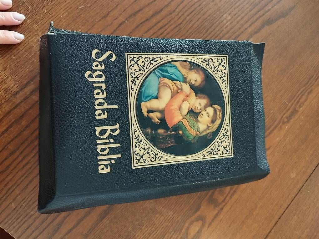 Libri: BIBLIA Sagrada  – Usato da Muralto venduto da pau_d2kx 4