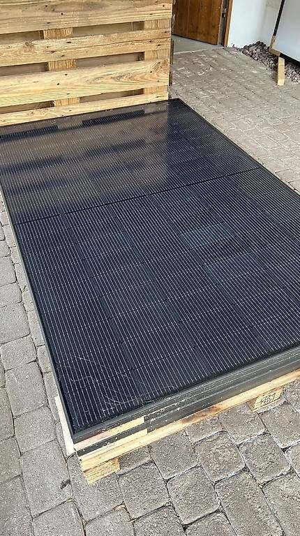 Dispositivi a energia solare: Jinko Solar Panel 445W Fullblack – Usato da Flums venduto da sunshine1c