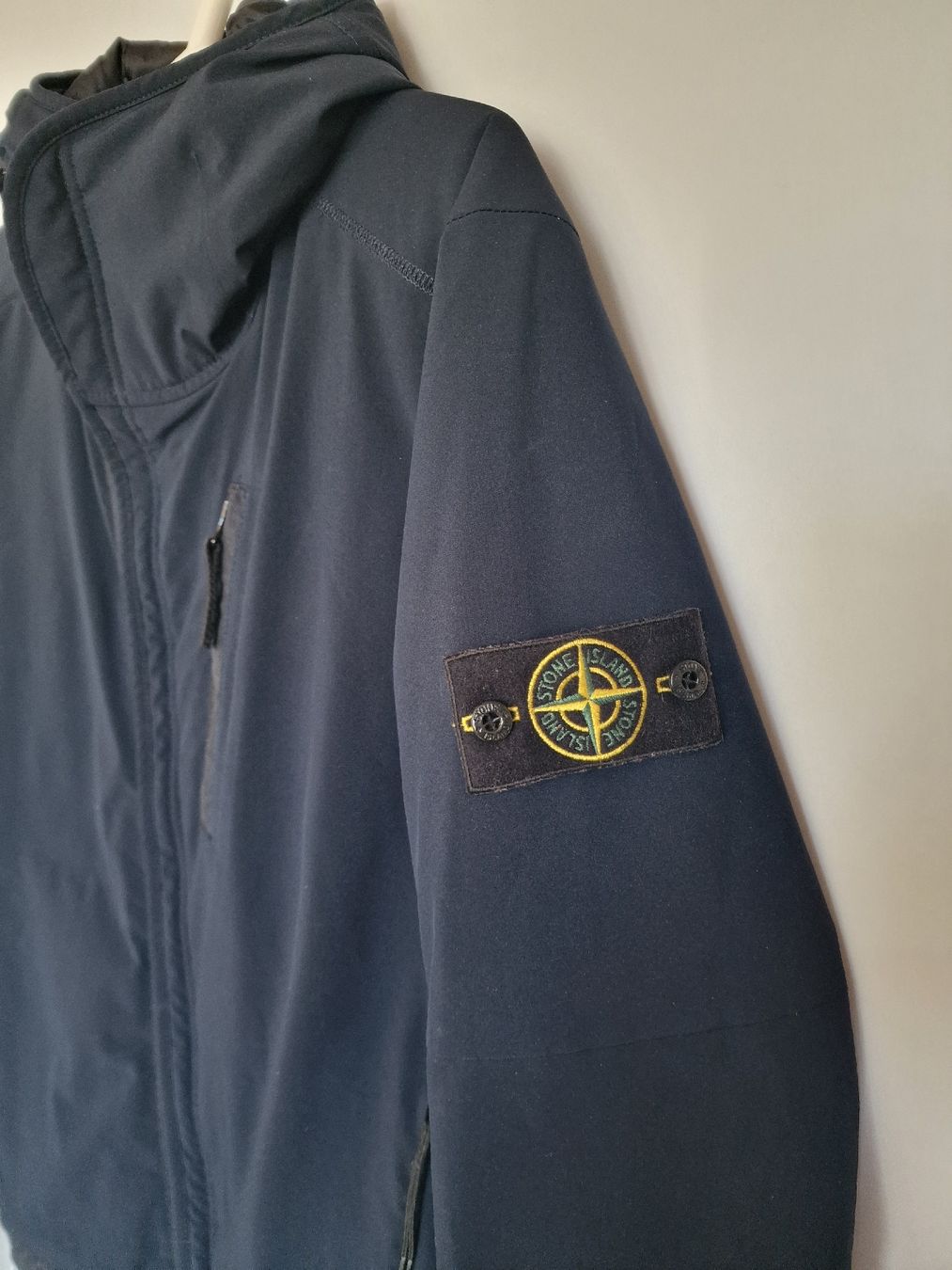 Stone Island Giacche: Stone Island Soft Shell-R PrimaLoft Jacke Navy Gr. L  – Usato da Dübendorf venduto da Hans-GeorgB 1