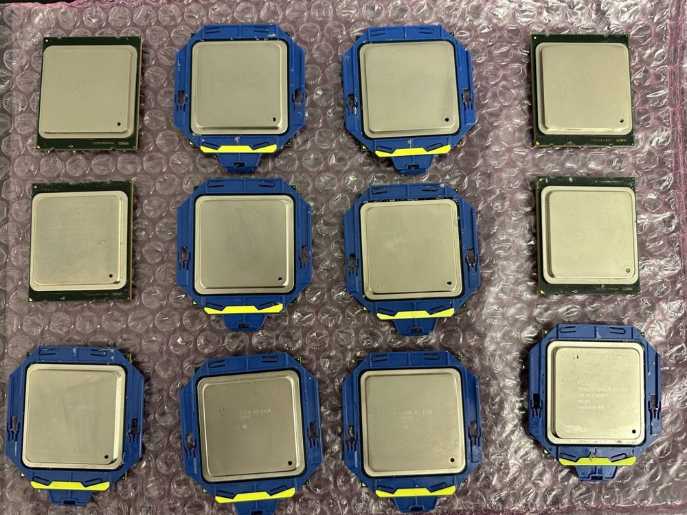 1 Los 12x CPU Intel Xeon 2.0GHz - 2.6GHz | Kaufen auf Ricardo