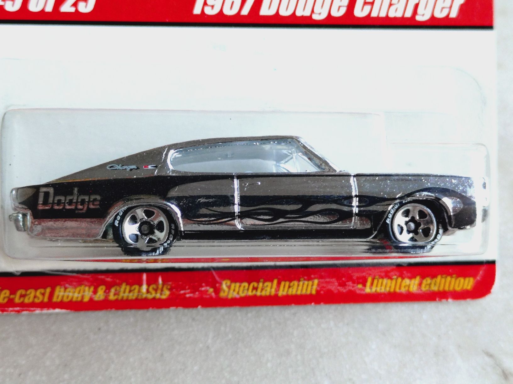 Hot Wheels Modellini d'auto: Hot Wheels Classics Dodge Charger 2005 – Nuovo e nell'imballaggio originale da Zürich venduto da DiecastDude 1