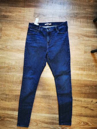 Levi's 720 High Rise Super Skinny, Grösse 14W, neuwertig