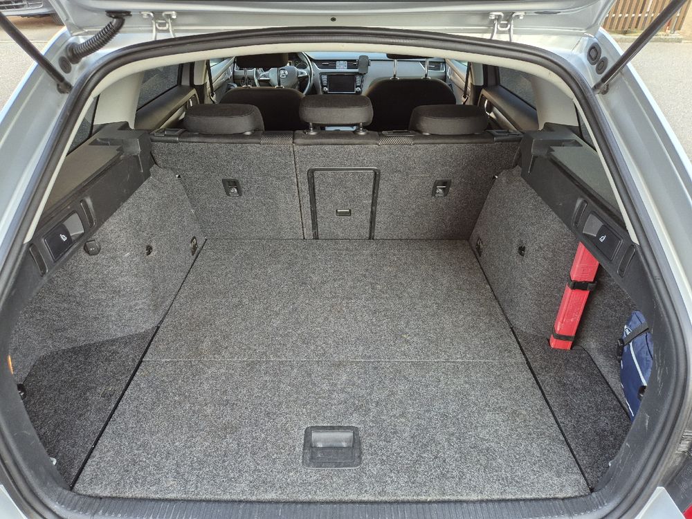 Skoda Automobili: Skoda Octavia Scout 4x4 Diesel – Usato da Landquart venduto da inf_5ypx 6