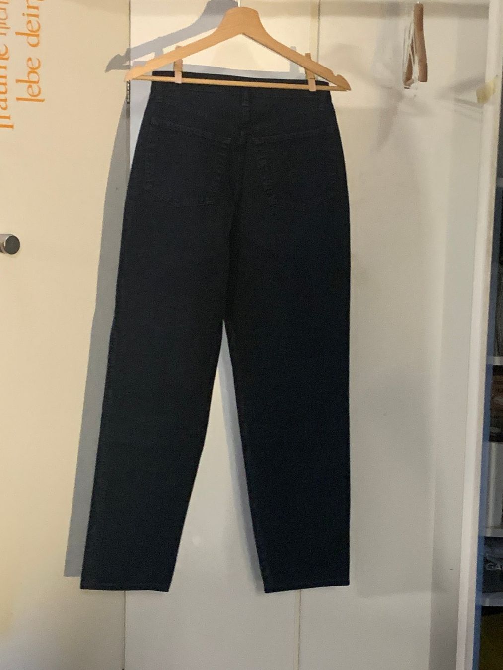 Jeans: Jeans MAC schwarz, 34 – Gebraucht aus St. Gallen von Miousch 4