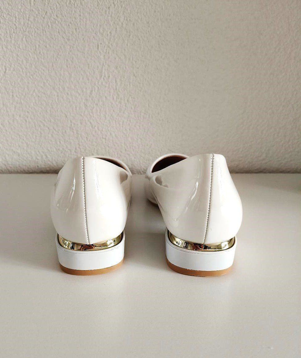 Scarpe da donna: NEUER Weisser Ballerina Grösse 39 – Nuovo (secondo la descrizione) da Dielsdorf venduto da SHOES_BY_SYLVI 1