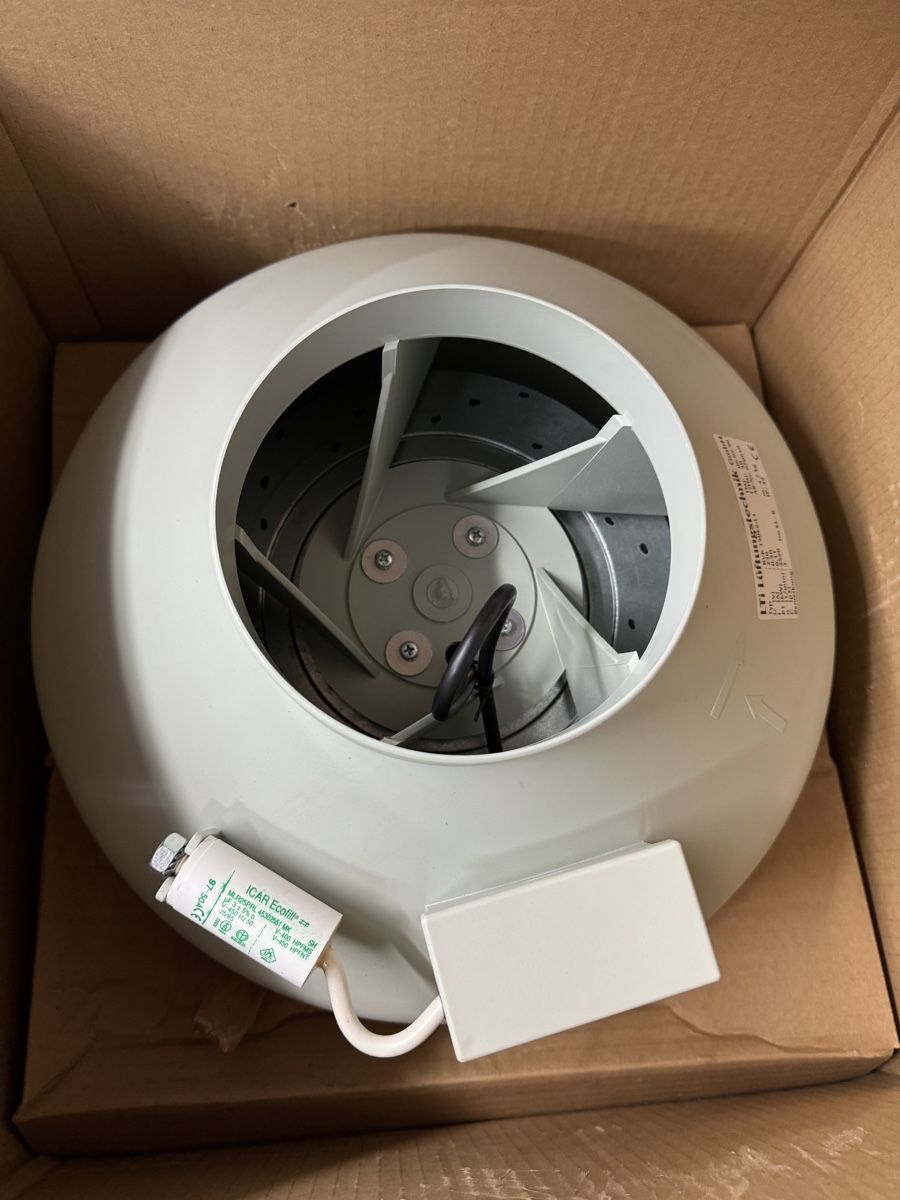 Ventilatori: Rohr Ventilator 25 stk Neu – Nuovo e nell'imballaggio originale da Härkingen venduto da 1S. 1