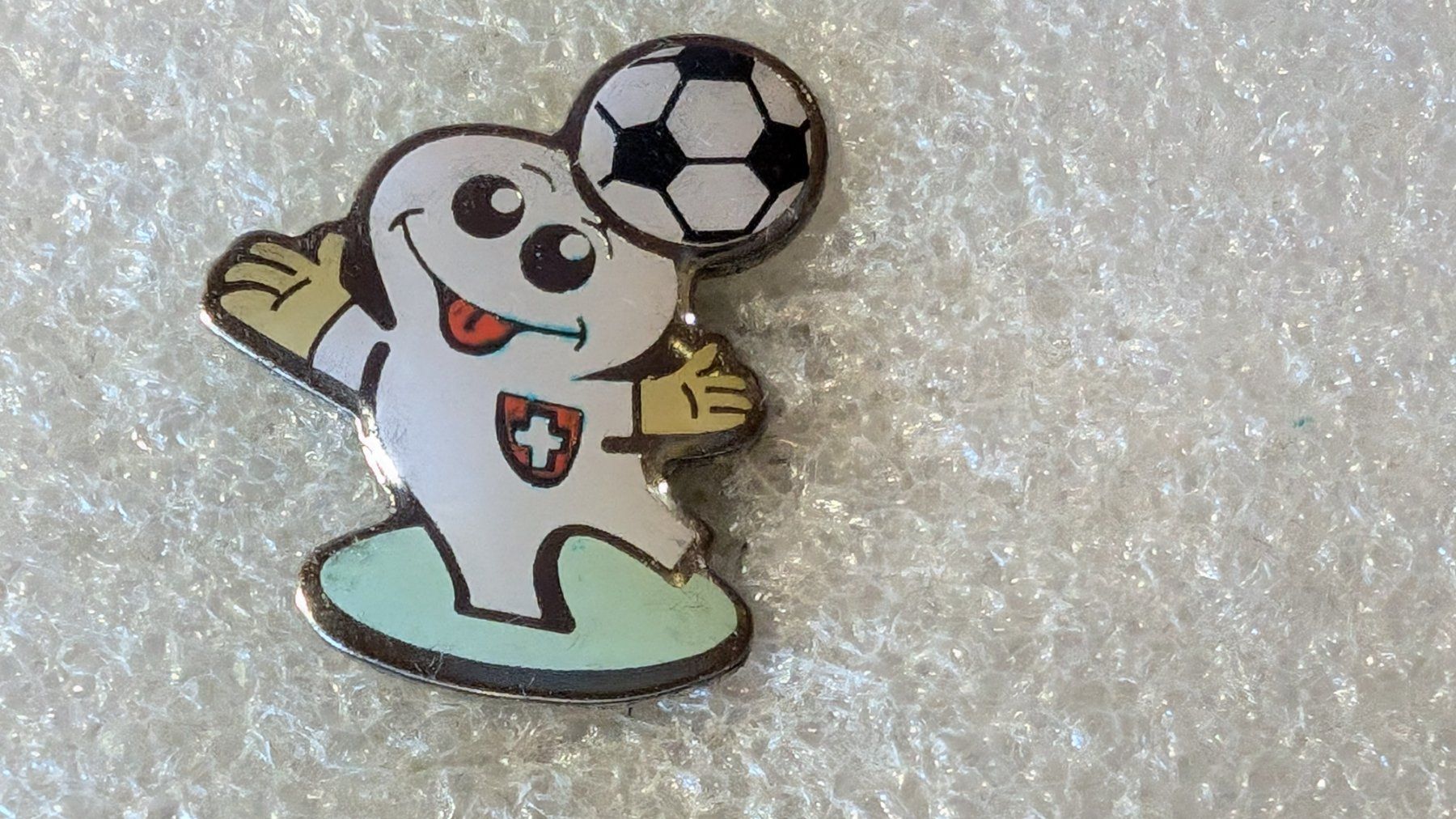 Placchette & Badge: Ansteckpin 228: Maga Bio – Usato da Oppligen venduto da Pin-Fall-Shop