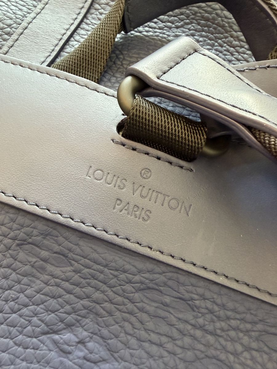 Louis Vuitton Zaini: Louis Vuitton Rucksack – Usato da Hinteregg venduto da BosshardA 5