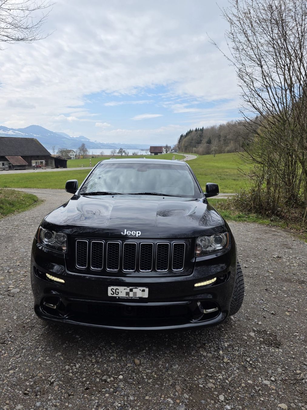 Jeep Autos: Jeep Grand Cherokee SRT🔥 – Gebraucht aus Schübelbach von Streiff98 1