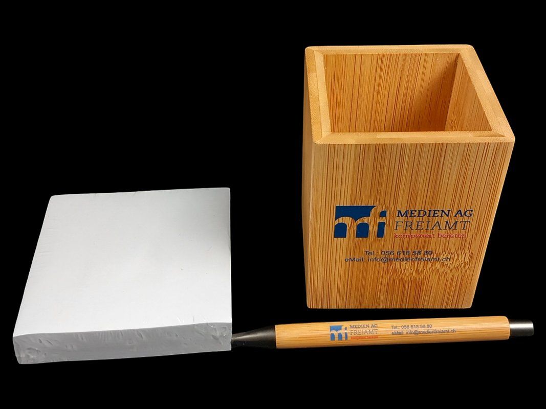 Blocchi: Bambus Notizzettelbox inkl. Stift – Nuovo (secondo la descrizione) da Hünenberg venduto da Restwert_Zug