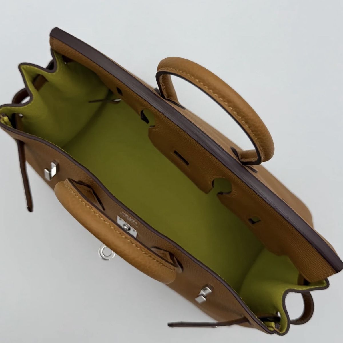 Hermès Sacs femmes: Sac Hermès Birkin 25 caramel – D'occasion à Montreux par Selective.closet 2