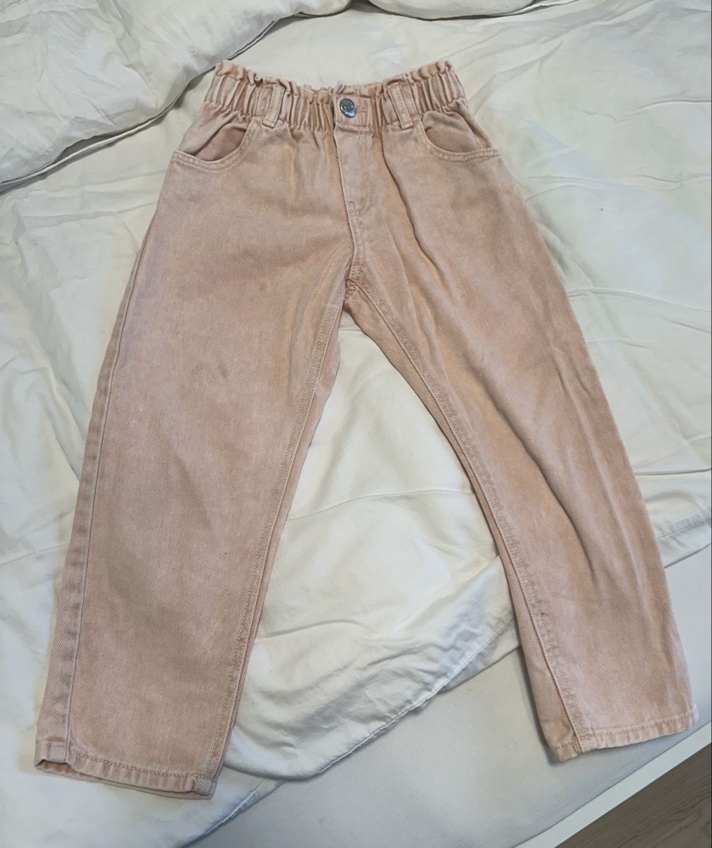 H&M Pantaloni: H&M Jeanshose Mädchen Gr. 104 – Usato da Dübendorf venduto da nat_h9wg