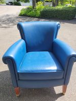 Blauer Sessel