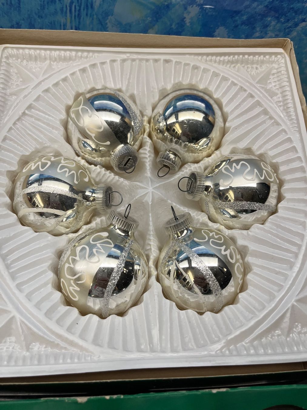 Tutte le decorazioni: Antike Weihnachtsdeko Christbaumkugeln Baumkugeln Silber – Usato da Frauenfeld venduto da Babytimmy 1