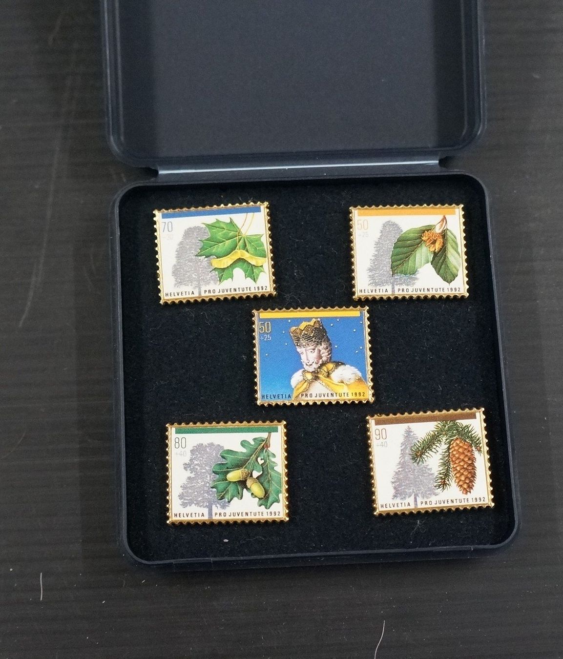 Tutti i francobolli: Pro Juventute Briefmarken Pins – Usato da Basel venduto da bk_brockibasel 4