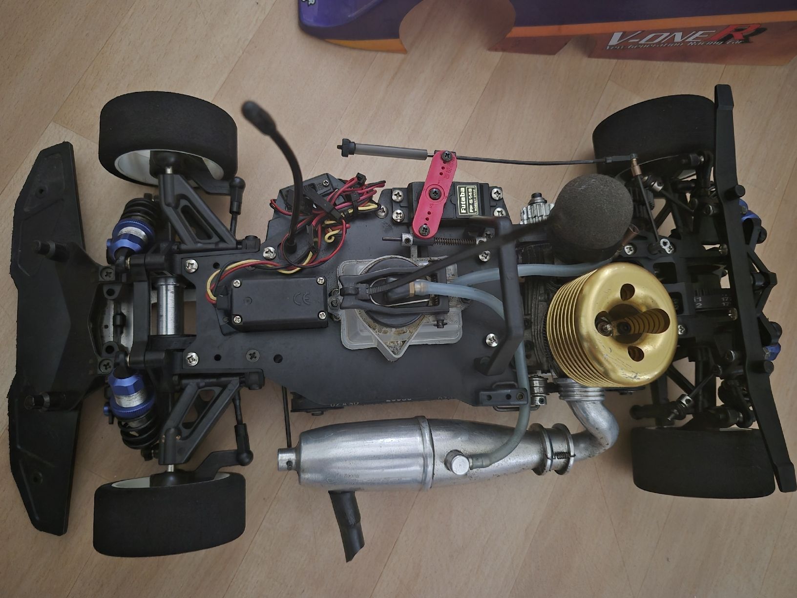 Kyosho RC Modellbau: Rc Auto Kyosho v one  – Gebraucht aus Dielsdorf von BARDARRU 3