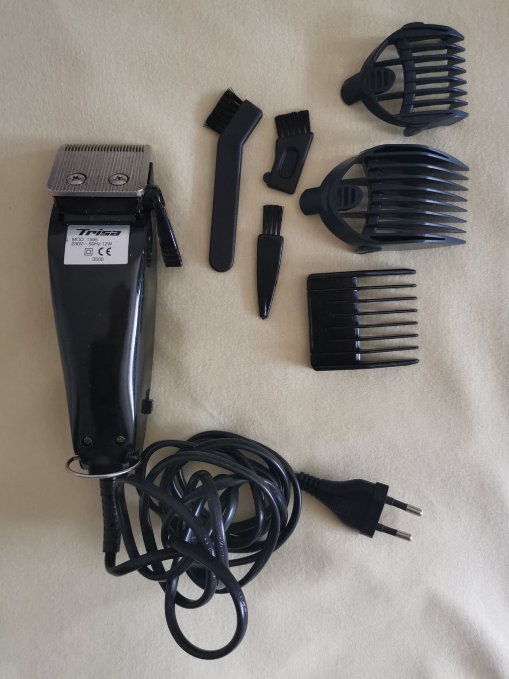 Trisa Schneiden: Trisa Tondeuse Haute Coiffure avec accessoires – Gebraucht aus Courtepin von Fin_dj7p