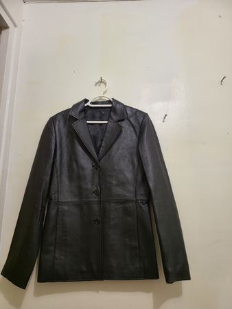 Veste en cuir noir, taille 38, Élégante et Tendance!