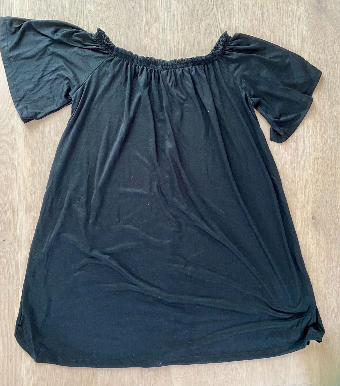 H&M Kleider: Legeres schwarzes Kleid Grösse S – Neu (gemäss Beschreibung) aus Winkel von Flyhy2020 1