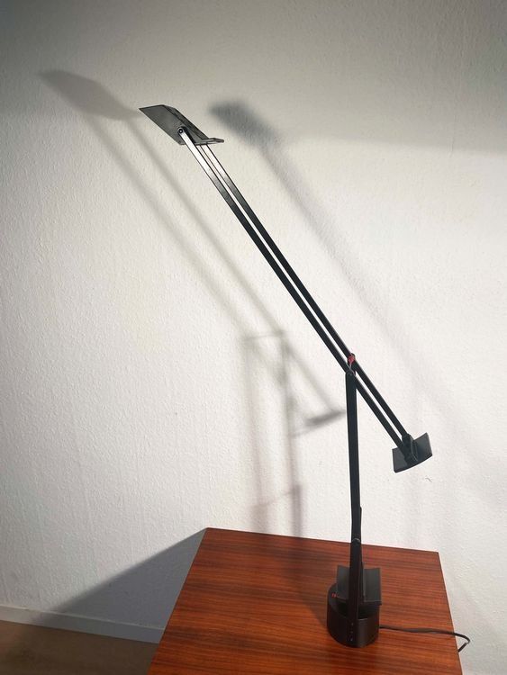 Artemide Lampade: Tizio Artmide Lamp (AS IS/READ DESCRIPTION) – Difettoso da Lausanne venduto da jam_2yx7 3