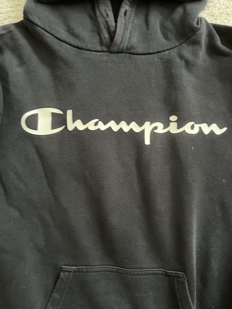 Champion Pullover & Sweatshirts: Champions Pullover – Gebraucht aus Baden von Car_lio09 1