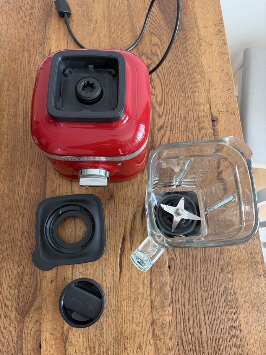 Elettrodomestici da cucina: KitchenAid Standmixer Artisan Rot – Usato da Winterthur venduto da ..Sun.. 3
