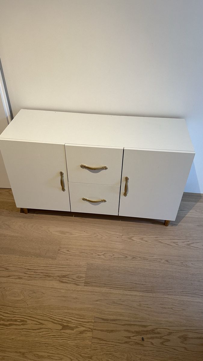 Commodes: Komode weiss – D'occasion à Weinfelden par joeydefisch