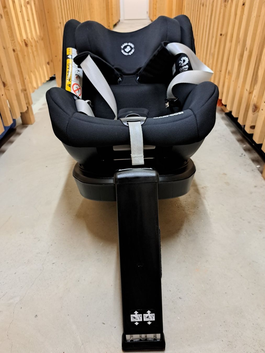 Maxi-Cosi Seggiolini per auto: Siège auto enfant Maxi Cosi 0-4 yo – Usato da Dietikon venduto da aaroche 3