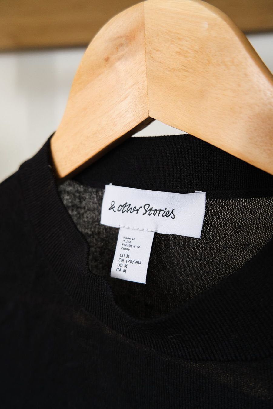 Other Stories Top: &other stories crooped tshirt – Usato da Zollikerberg venduto da lunavis 1