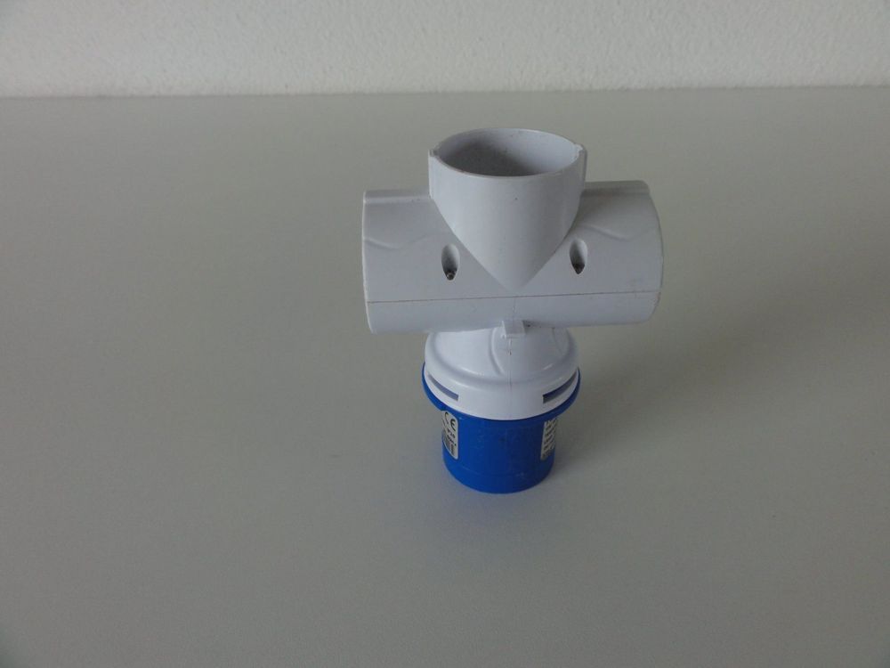 Stecker: Elektro Stecker – Gebraucht aus Schenkon von Movieplanet 1