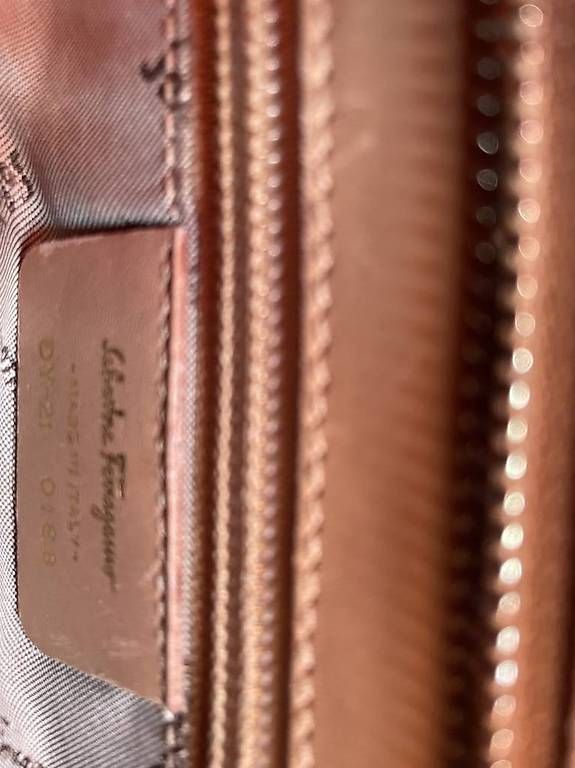 Borse da donna: Sac Ferragamo – Usato da lausanne venduto da Pepitam 1