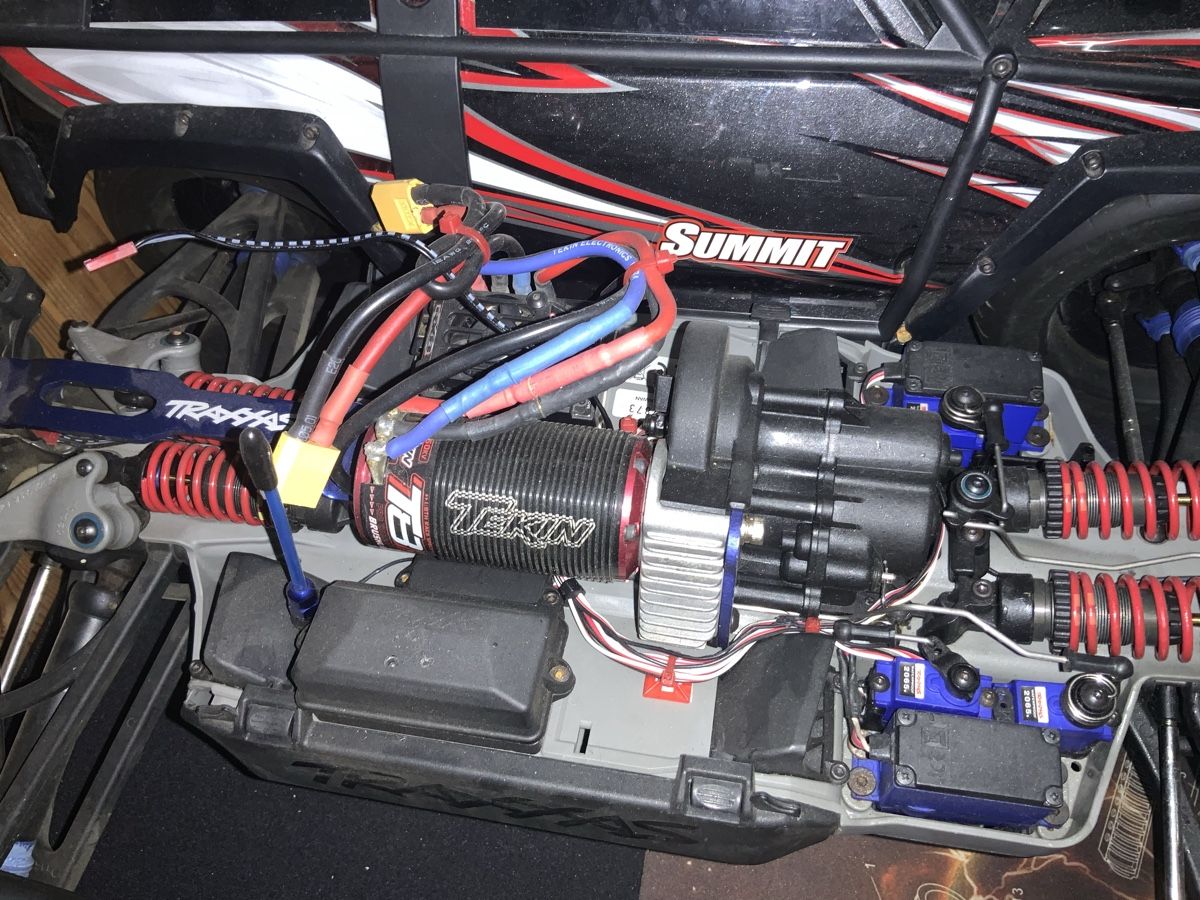 Traxxas RC Modellbau: Traxxas Summit 1/8 – Gebraucht aus Lamone von  1