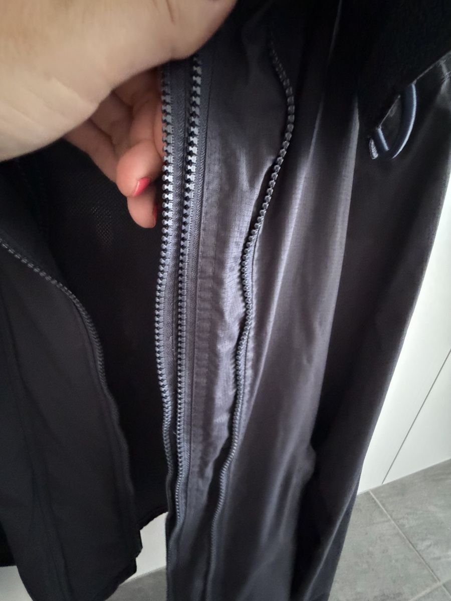Giacche: SuperDry Regenjacke  – Usato da Uitikon-Waldegg venduto da Sablink 4