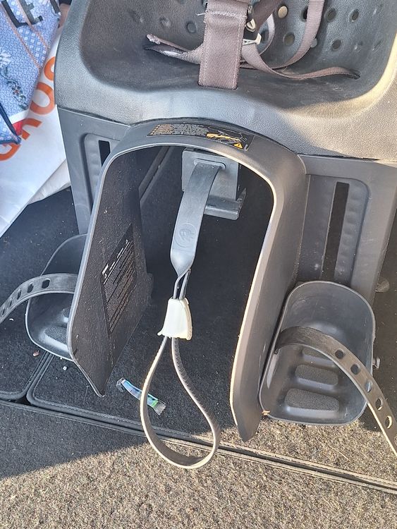 Thule Pezzi di ricambio: VeloSitz von Thule Yepp bis 22kg – Usato da obfelden venduto da claudia.horni 2