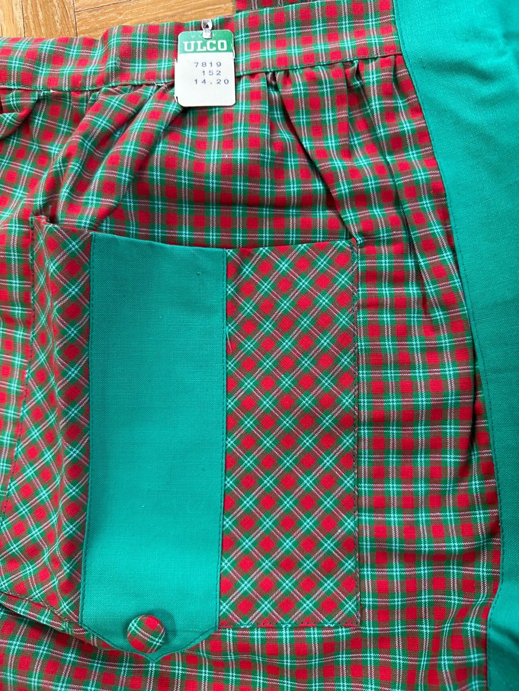 Autres vêtements & protection de travail: Schürze – Neuf avec emballage d'origine à Balsthal par dasesaro 2