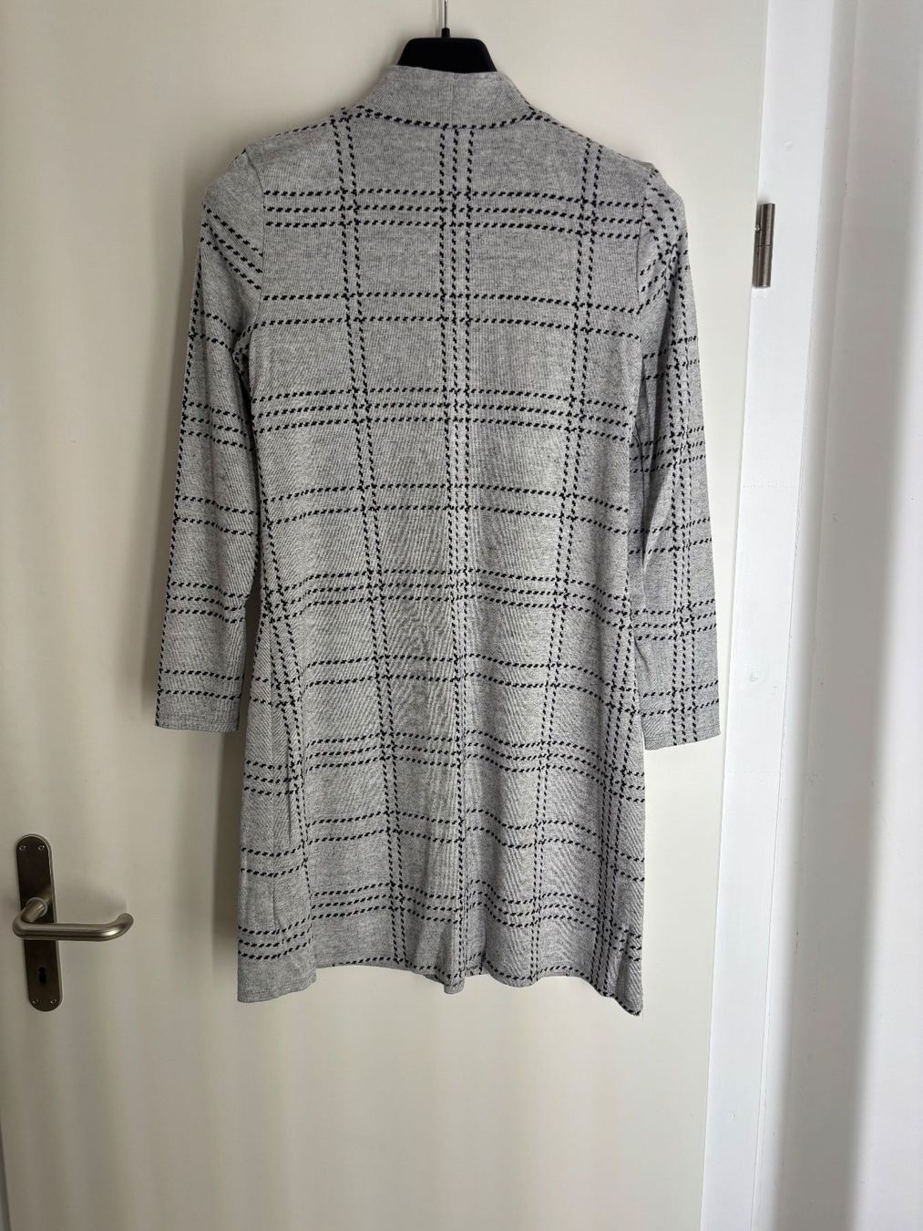 Esprit Vestiti: Esprit Strickkleid XS Grau Kariert – Nuovo (secondo la descrizione) da Pfaffhausen venduto da frickda 1