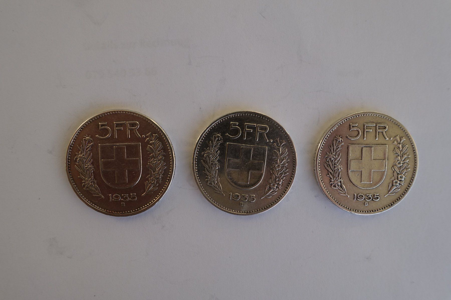 Toutes les monnaies: 3 Stück Schweizer 5 Franken Silber Jg.1935 – D'occasion à Rüti ZH par Flunder48