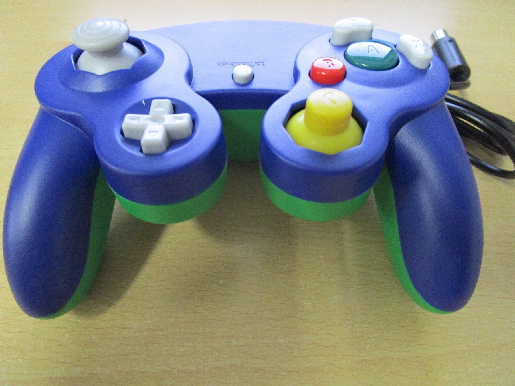 Controller: Game Cube Controller Joypad Luigi blue green blau/grün NEU – Nuovo (secondo la descrizione) da Goldau venduto da agestuffer