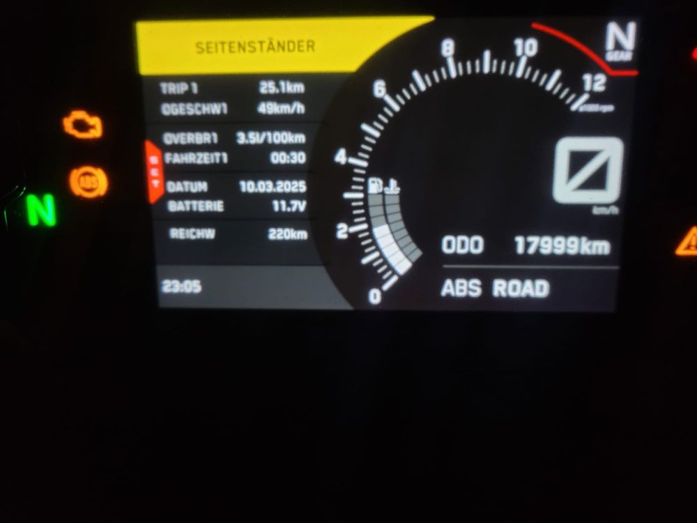 KTM Duke 125 8