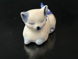 Sammlerstück! Porzellan-Katze, blau-weiss bemalt, TOP!