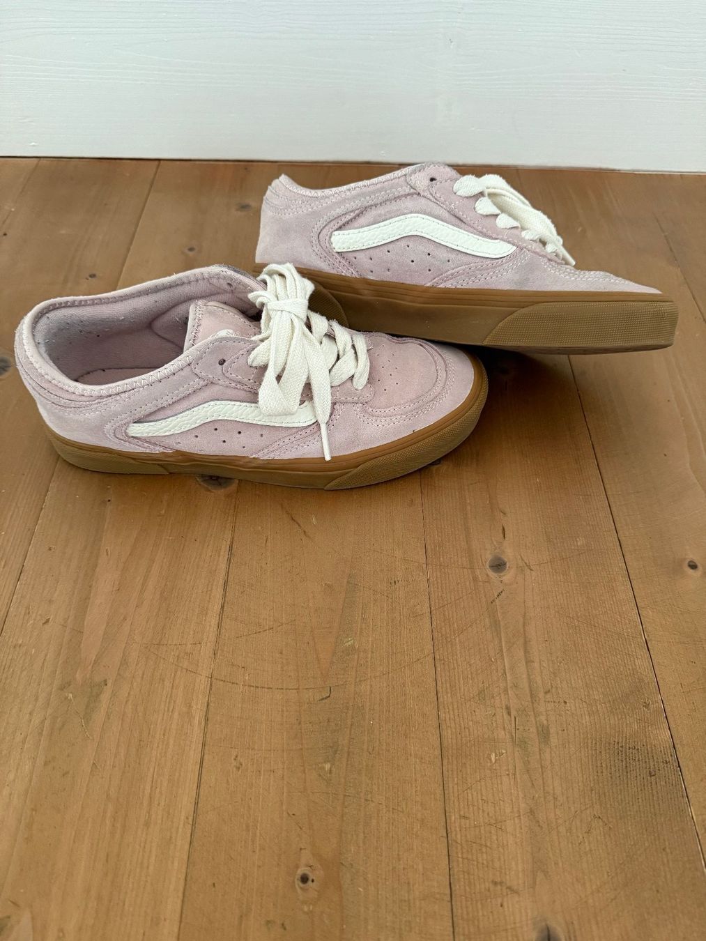 Vans Chaussures hommes: VANS Lederneakers Classic Gr. 38 rosa – D'occasion à Biel/Bienne par 0312tanja 3