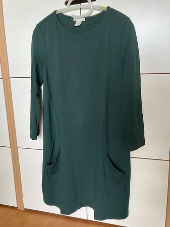 Dunkelgrünes Kleid Gr. S