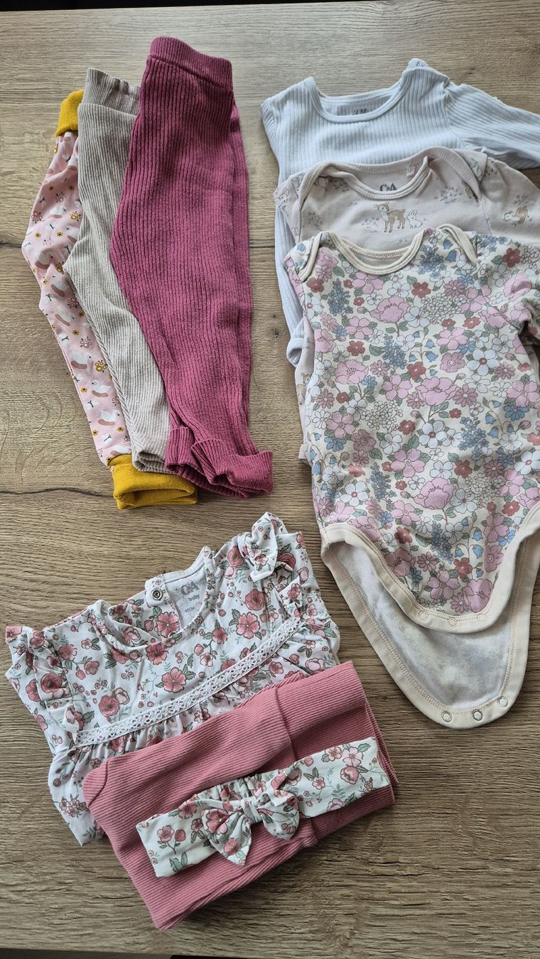 Lotti & Set di vestiti: Herziges Mädchenpaket Gr.80👚👧 – Usato da Reichenburg venduto da denise_13 1